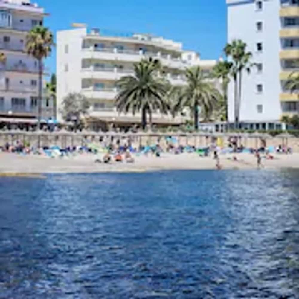 Cabot Cap De Mar Hotel Cala Bona  Exterior foto